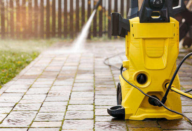 Best Playground Equipment Cleaning  in East Northport, NY